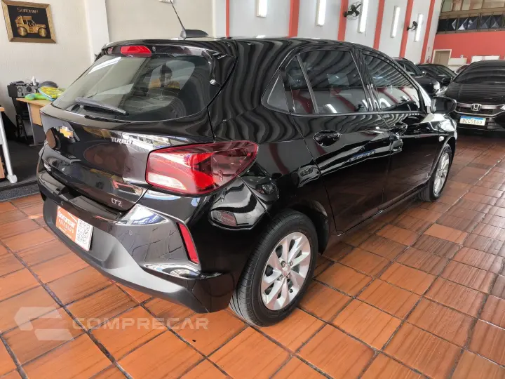 ONIX 1.0 TURBO FLEX LTZ AUTOMÁTICO