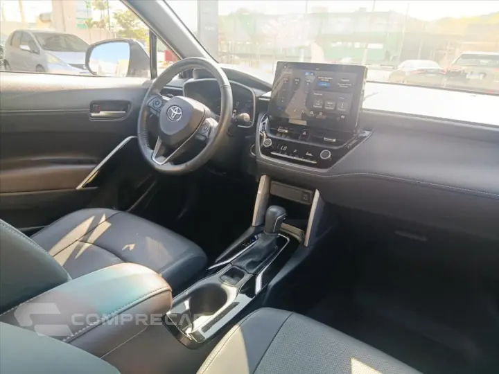 COROLLA CROSS 2.0 VVT-IE FLEX XRE DIRECT SHIFT