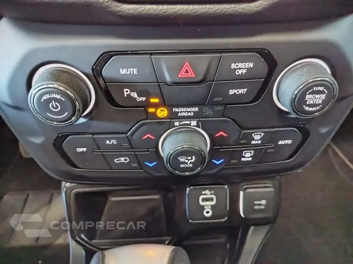 Renegade 1.8 16V Flex Limited 4P Automático