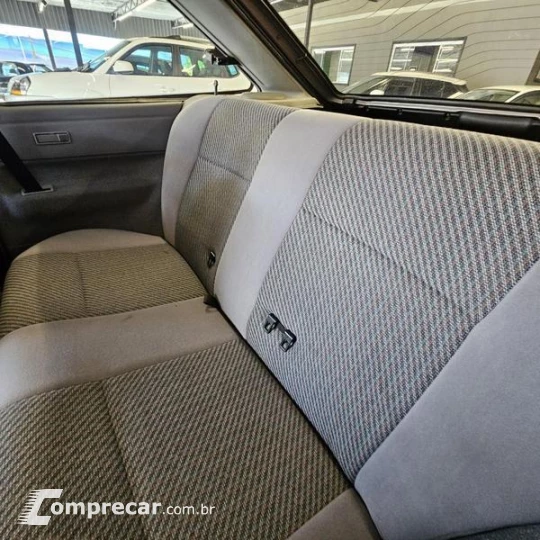 ESCORT 1.8I GL