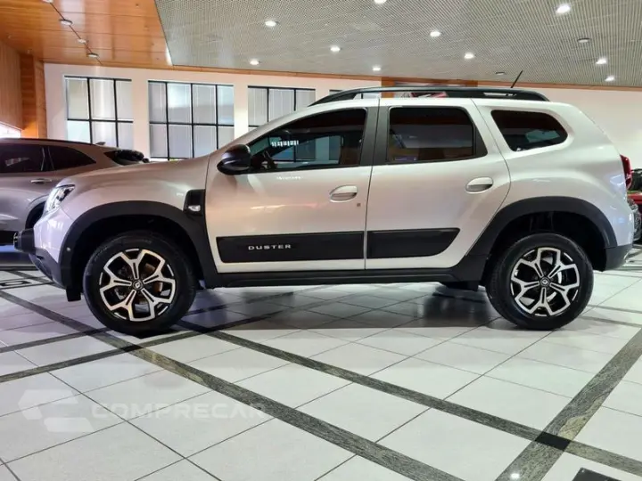 DUSTER ICONIC 1.6 CVT FLEX