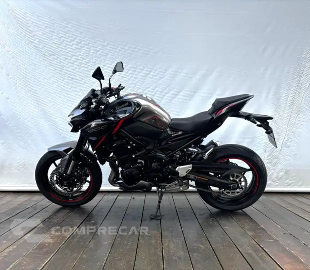 KAWASAKI Z900