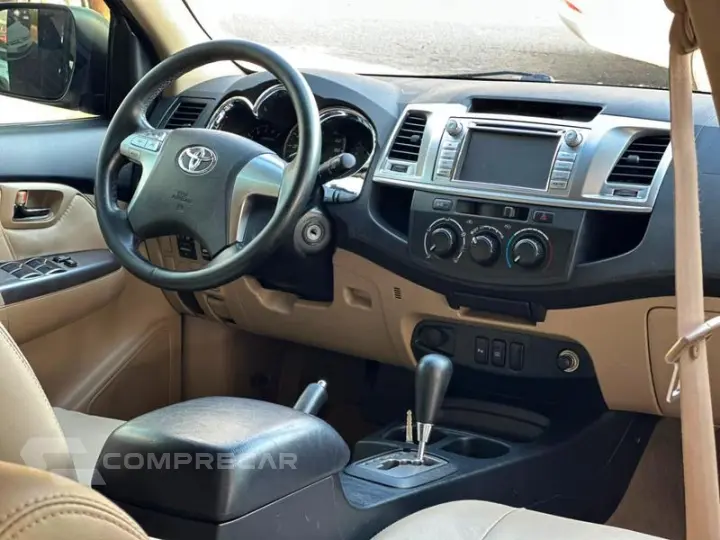 HILUX SW4 4X2SR