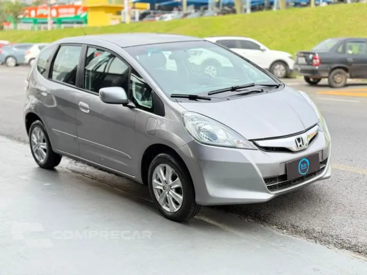 Fit LX 1.4/ 1.4 Flex 8V/16V 5p Mec.