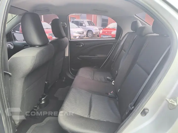 ETIOS 1.5 X Plus Sedan 16V