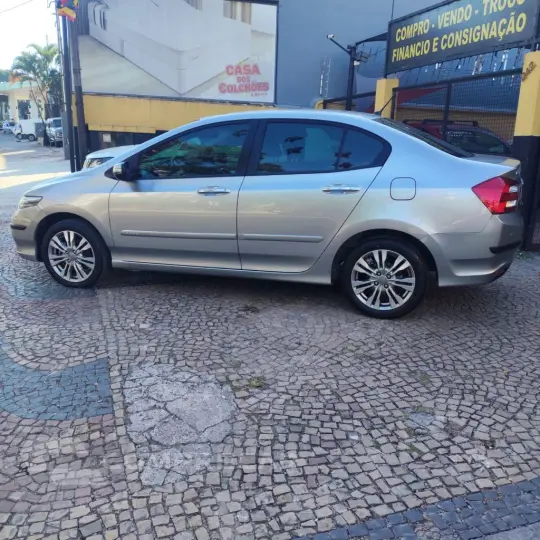 CITY Sedan EX 1.5 Flex 16V 4p Aut.