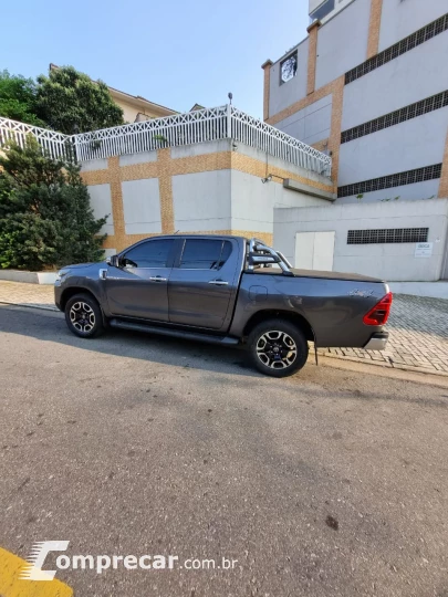 HILUX 2.8 SRX 4X4 CD 16V