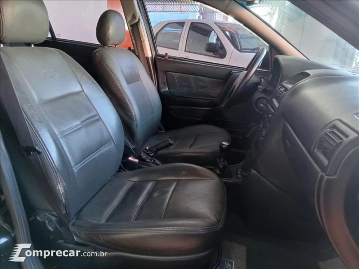 ASTRA 2.0 MPFI Advantage 8V