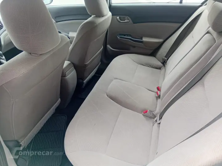 Civic LXS automático