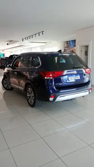 OUTLANDER 3.0 Mivec V6 Hpe-s AWD