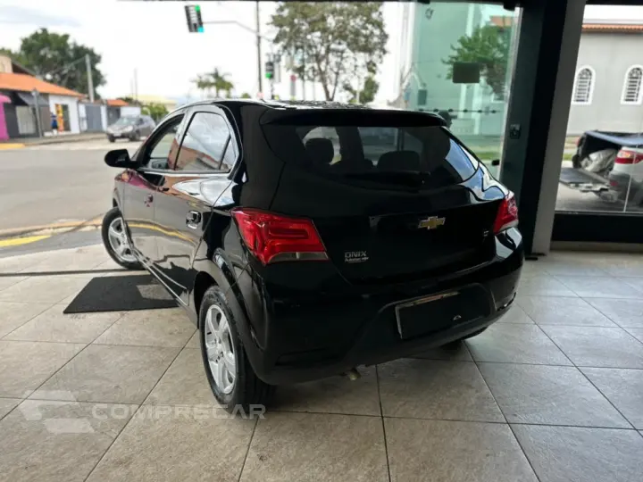 ONIX 1.4 MPFI LT 8V FLEX 4P MANUAL