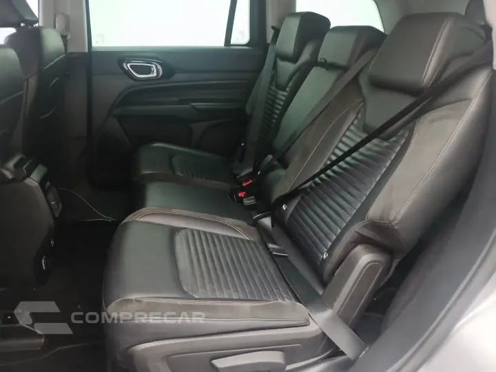 COMMANDER 1.3 T270 TURBO FLEX LIMITED AT6