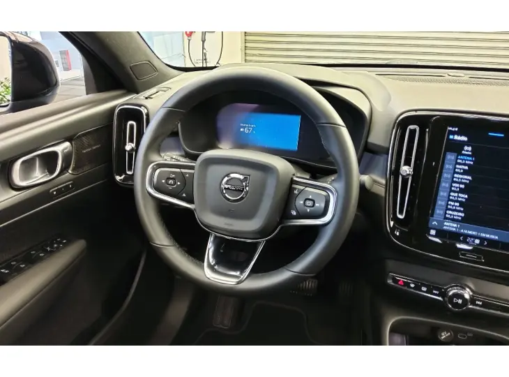 C40 P8 RECHARGE TWIN ELECTRIC ULTIMATE AWD