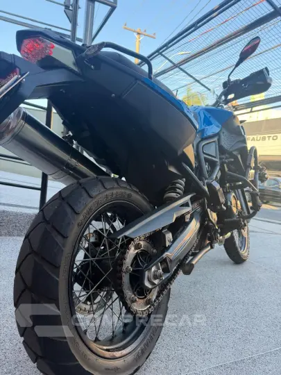 F 800 GS Triple Black/trophy