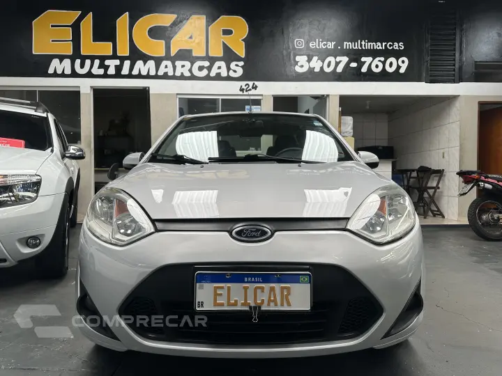 FIESTA 1.6 MPI Class Sedan 8V