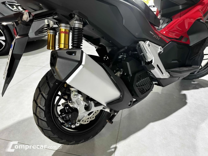 ADV 150