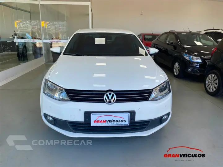 JETTA 2.0 COMFORTLINE FLEX 4P TIPTRONIC