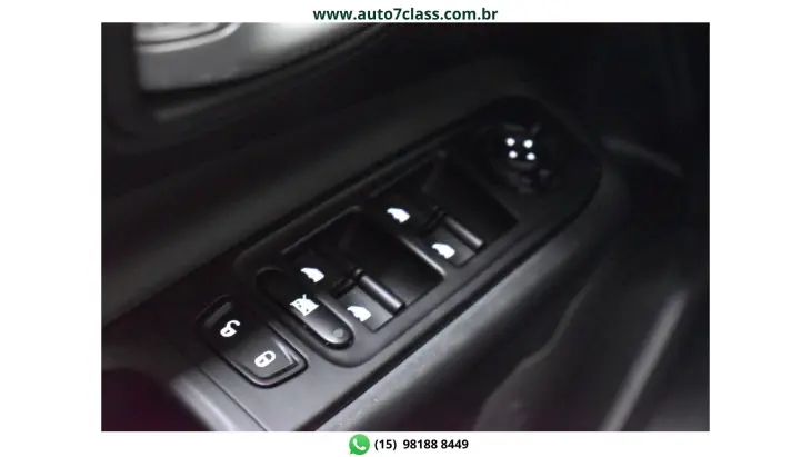 RENEGADE - 1.3 T270 TURBO LONGITUDE AT6