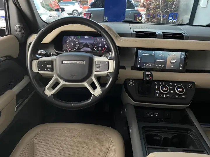 Defender 110 2.0 Turbo SE Si4 Aut.