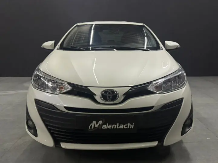 YARIS 1.5 16V FLEX SEDAN XL PLUS TECH MULTIDRIVE