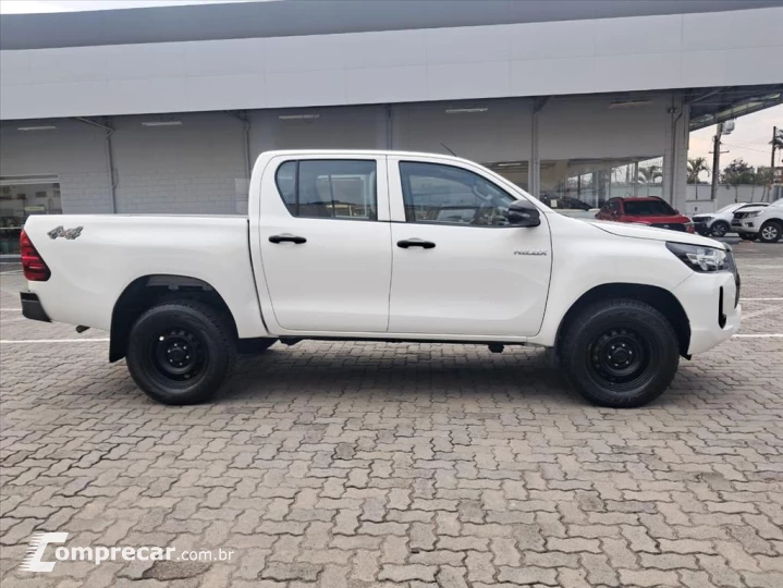 HILUX 2.8 D-4D TURBO DIESEL CD POWER PACK 4X4 MAN