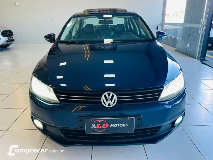 JETTA 2.0 COMFORTLINE 120CV FLEX 4P TIPTRONIC