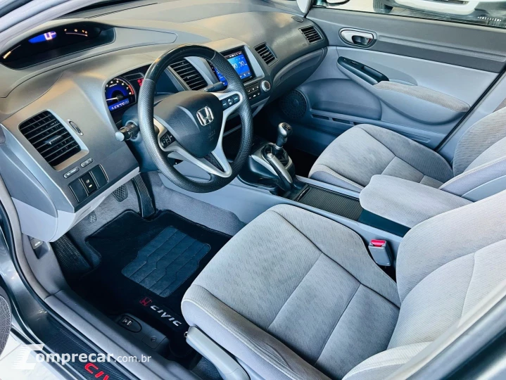 CIVIC 1.8 LXL 16V FLEX 4P MANUAL