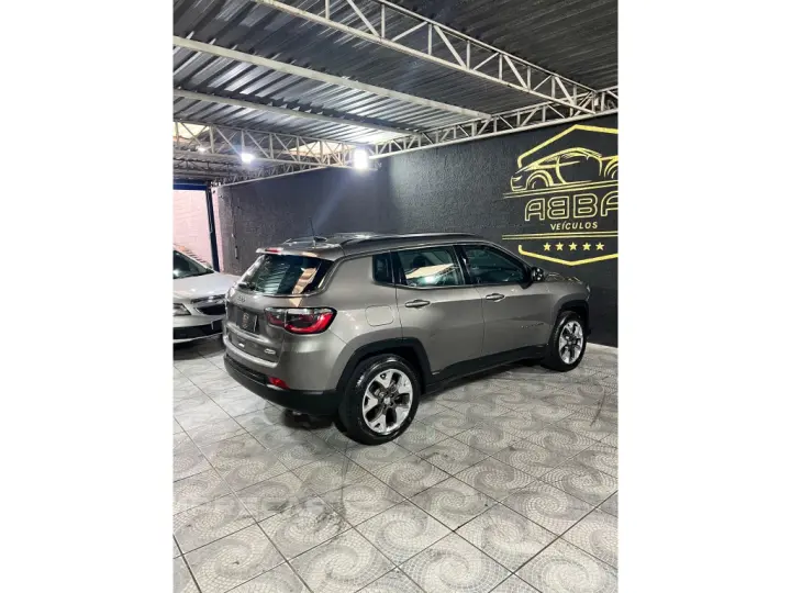 COMPASS 2.0 16V FLEX LONGITUDE AUTOMÁTICO