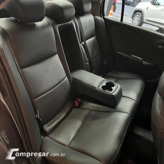 CITY 1.5 LX Sedan 16V