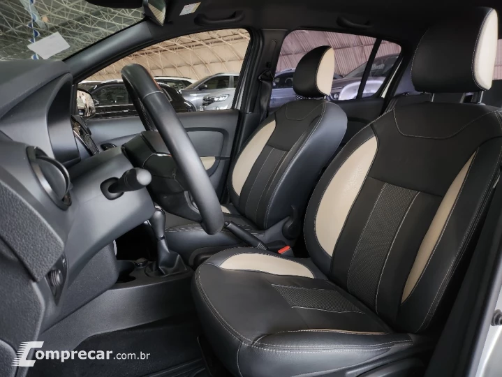 SANDERO 1.6 16V SCE FLEX STEPWAY ICONIC X-TRONIC