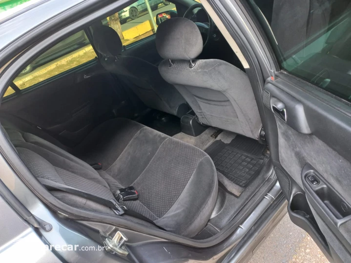 ASTRA 2.0 MPFI Advantage 8V