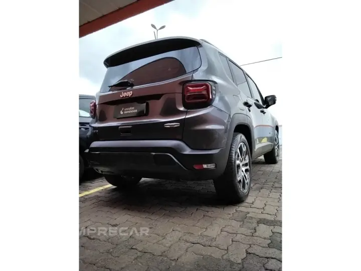 RENEGADE 1.3 T270 TURBO FLEX LONGITUDE AT6