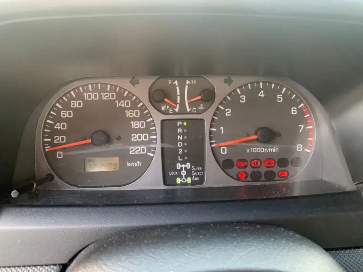 Pajero TR4 2.0 16V 4P 4X4 AUTOMÁTICO