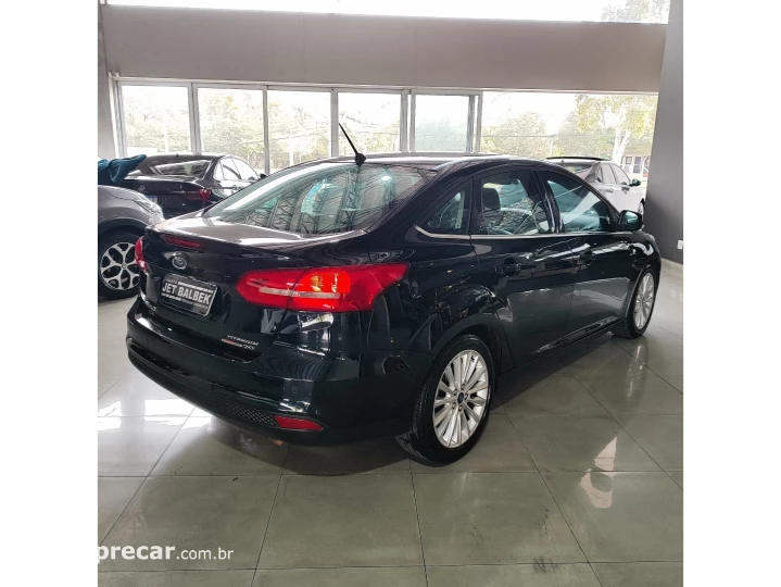 FOCUS 2.0 TITANIUM PLUS SEDAN 16V FLEX 4P POWERSHIFT