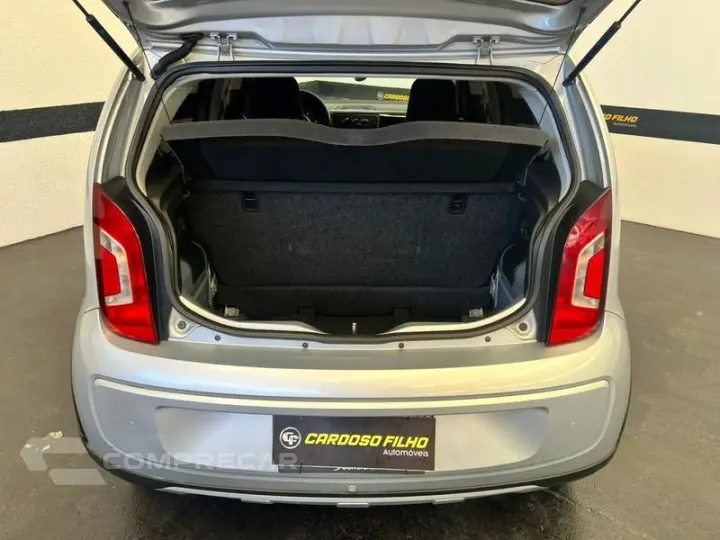 UP! CROSS 1.0 TSI TOTAL FLEX MEC. 4P