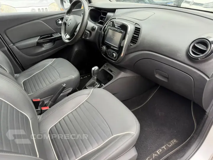 Captur 1.6 16V 4P FLEX SCE INTENSE X-TRONIC CVT