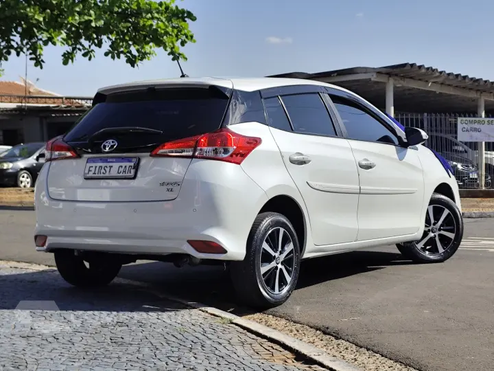 YARIS 1.3 16V FLEX XL MULTIDRIVE