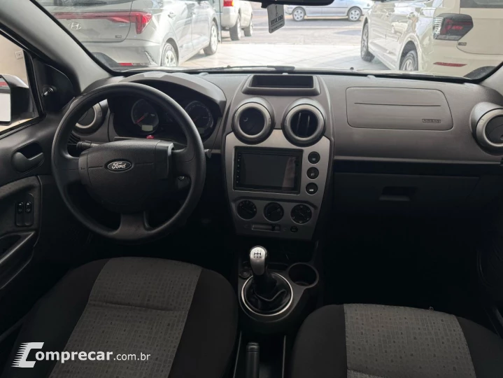 Fiesta Sedan 1.6 4P FLEX