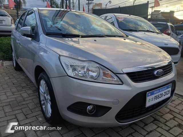 FOCUS SEDAN - 2.0 GLX SEDAN 16V 4P MANUAL