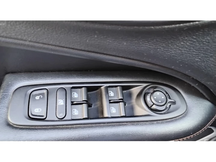 COMPASS 2.0 16V DIESEL LIMITED 4X4 AUTOMATICO