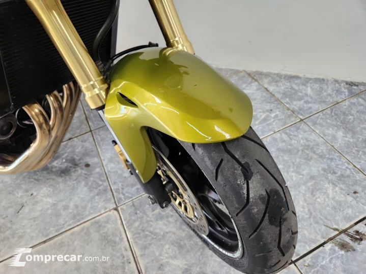 CB 600 F HORNET