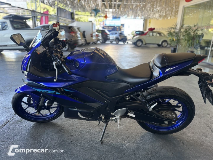 YZF R-3