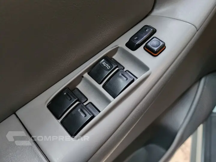 Corolla XEi 1.8/1.8 Flex 16V Aut.