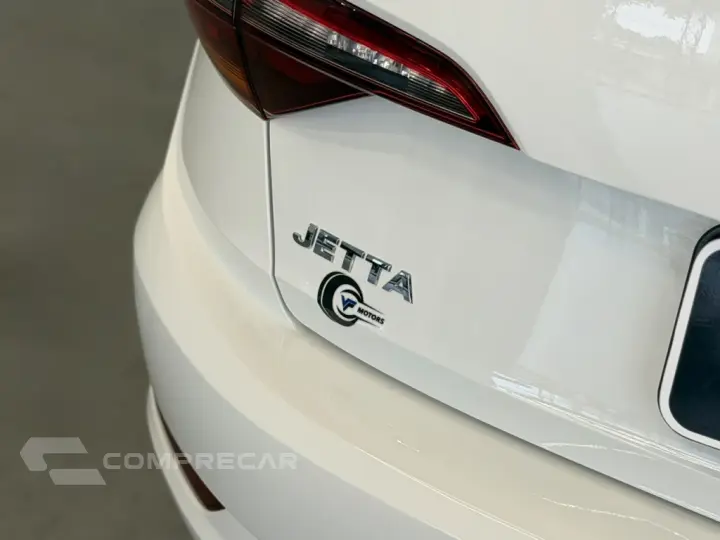 JETTA 1.4 250 TSI TOTAL FLEX R-LINE TIPTRONIC