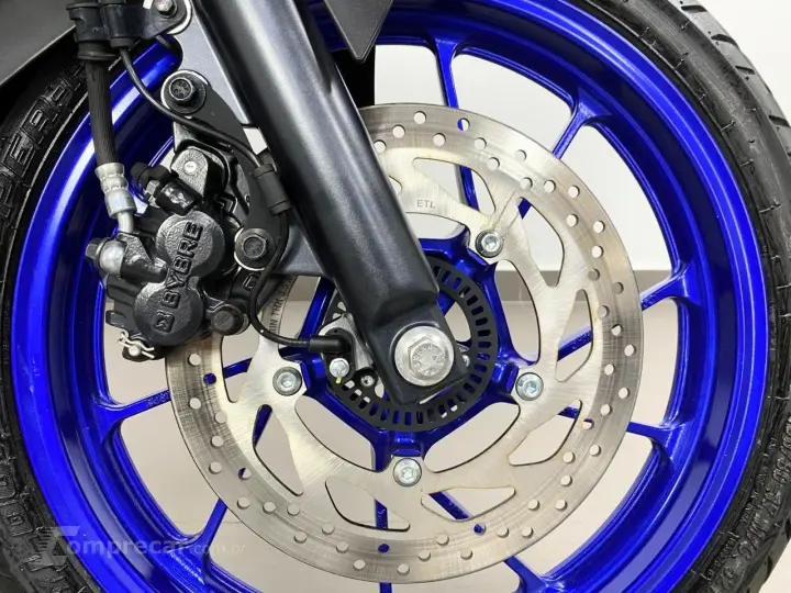 YAMAHA YZF R15 ABS