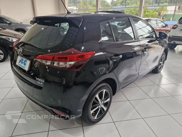 Yaris Hatch 1.5 16V 4P FLEX XLS CONNECT MULTIDRIVE AUTOMÁTIC