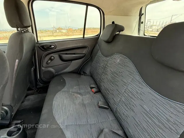 UNO - 1.0 FIRE ATTRACTIVE MANUAL