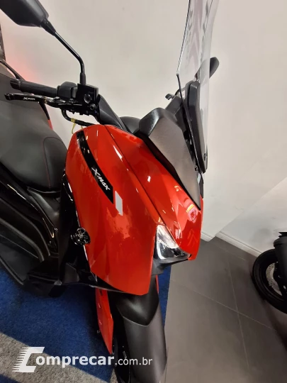 XMAX 250