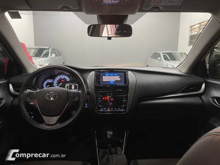 YARIS 1.5 16V Sedan XS Connect