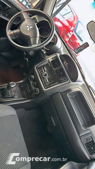 PAJERO 2.0 TR4 4X2 16V